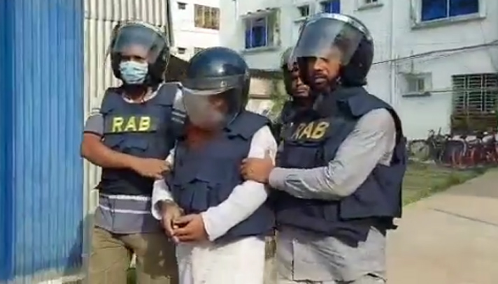 রাজধানীর বসিলার একটি বাসা থেকে ‘জঙ্গি’ আটক (ভিডিও)