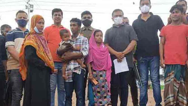 সাবেক প্রেমিককে পেতে প্রতিবেশীর সন্তান নিয়ে গেল প্রেমিকা 