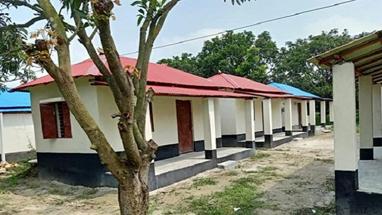 উপহারের ঘর দেওয়ার নামে যৌন নির্যাতন, ইউপি সদস্যের বিরুদ্ধে মামলা