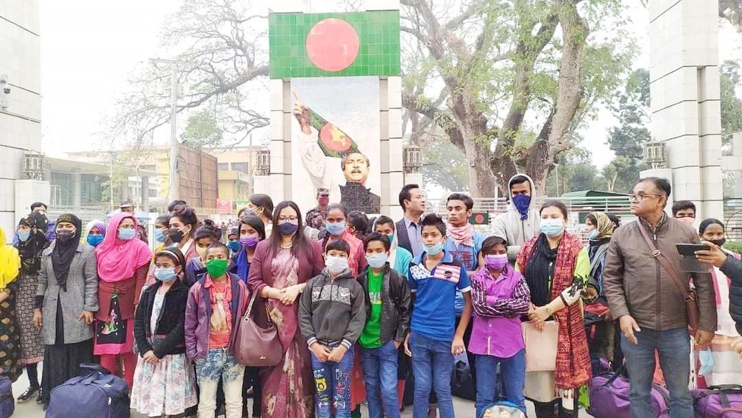 পাচার হওয়া ৩৭ কিশোরী কিশোর ভারতে কারাভোগের পর ফিরলো দেশে