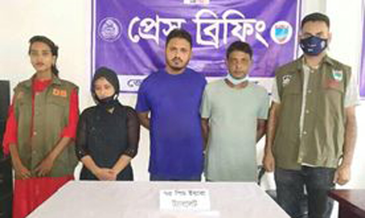 যশোর পুলিশ অভিযানে ইয়াবাসহ ৩ মাদক ব্যবসায়ী গ্রেফতার 