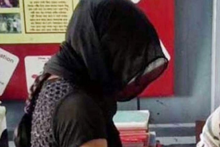 ফাঁকা বাড়িতে কিশোরীকে ধর্ষণ করলেন সাইদ