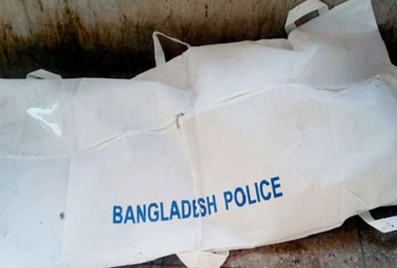 রাজধানীতে বাসা থেকে নারীর অর্ধগলিত লাশ উদ্ধার