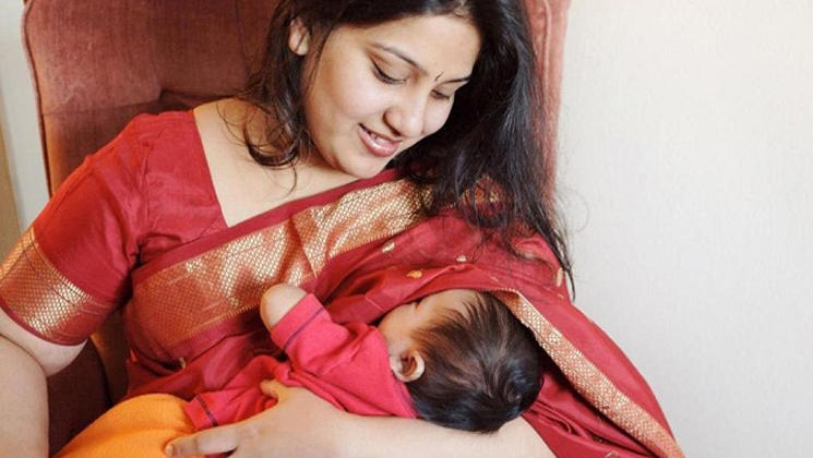 শালদুধ শিশুর জীবনের প্রথম টিকা