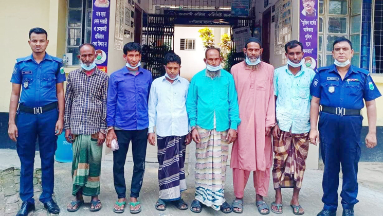 নন্দীগ্রামে সরকারি রাস্তার গাছ চুরি মামলায় গ্রেফতার ৬ 