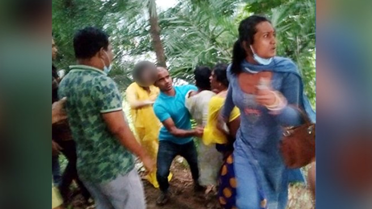 হাতিরঝিলে ঘুরতে যাওয়া দম্পতিকে মারধর