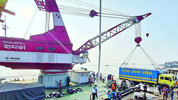 তৃতীয় দিনের মতো উদ্ধার অভিযান শুরু