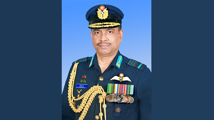 বিমান বাহিনী প্রধানের রাশিয়া সফর শেষে দেশে প্রত্যাবর্তন