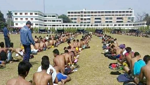 নিয়োগ পরীক্ষা দিতে গিয়ে মাঠেই তরুণের মৃত্যু, তৈরি হয়েছে ধোঁয়াশা