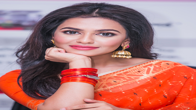 হেটার্সদের প্রতি গালির জন্য ১১ টাকা করে পাই: নুসরাত ফারিয়া