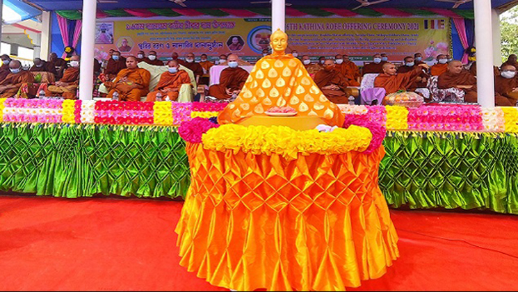 পানছড়ি শীলাচার বন বিহারে ১৬তম কঠিন চীবর দান