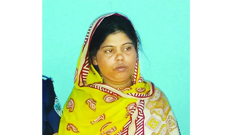 রুমার ব্ল্যাংক চেকের ফাঁদ