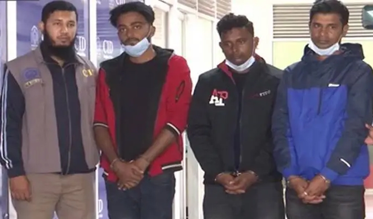 ওরা প্রশ্ন ফাঁস করে কোটি কোটি টাকা হাতিয়েছে 