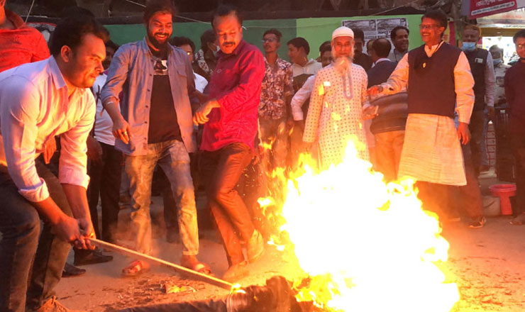মেয়রের অডিও ফাঁস, আন্দোলনে উত্তাল রাজশাহী আওয়ামী লীগ 