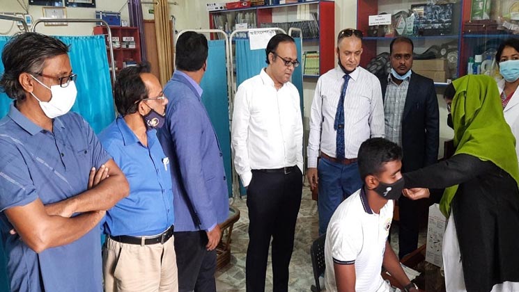 ২৪৪৬ পরীক্ষার্থীর মধ্যে টিকা নিয়েছে ১৮৯০ জন