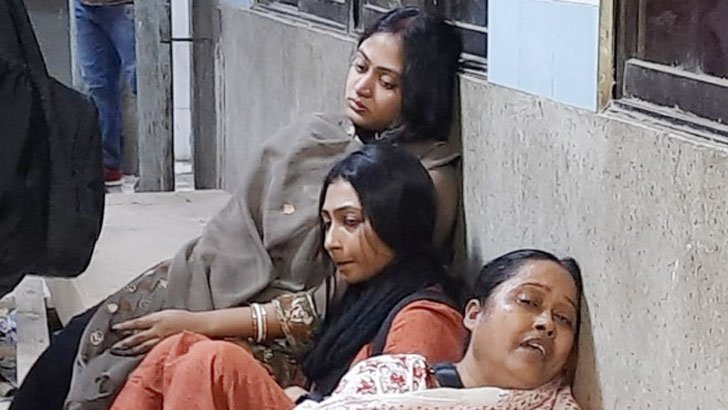 টেনেহিঁচড়ে নিল বেপরোয়া বাইক, হাঁটতে বেরিয়ে ফিরলেন লাশ হয়ে