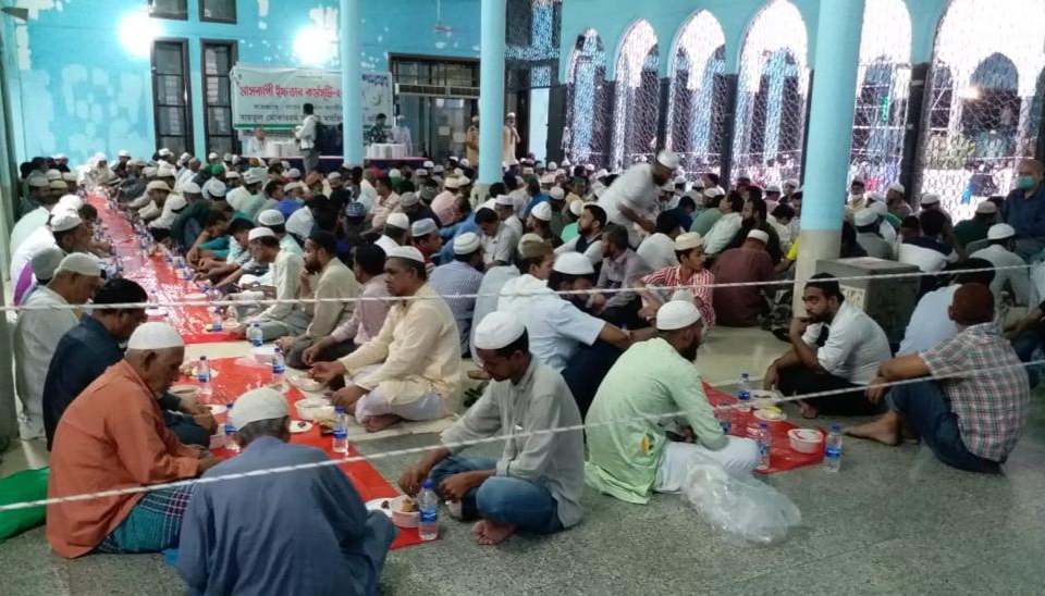 জনগণের বন্ধু যারা, তাদের পাশে 'বসুন্ধরা'