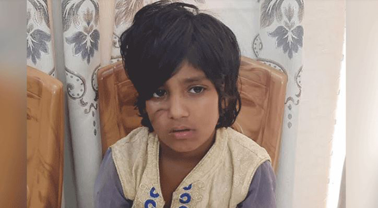 ট্রেনের ছাদ থেকে পড়ে যাওয়া খাদিজার পরিবারকে খুঁজছে পুলিশ