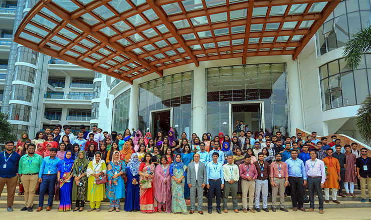 ড্যাফোডিল'র ফার্মেসী বিভাগের ফল, নবীন শিক্ষার্থীদের বরন এবং বিদায় অনুষ্ঠান