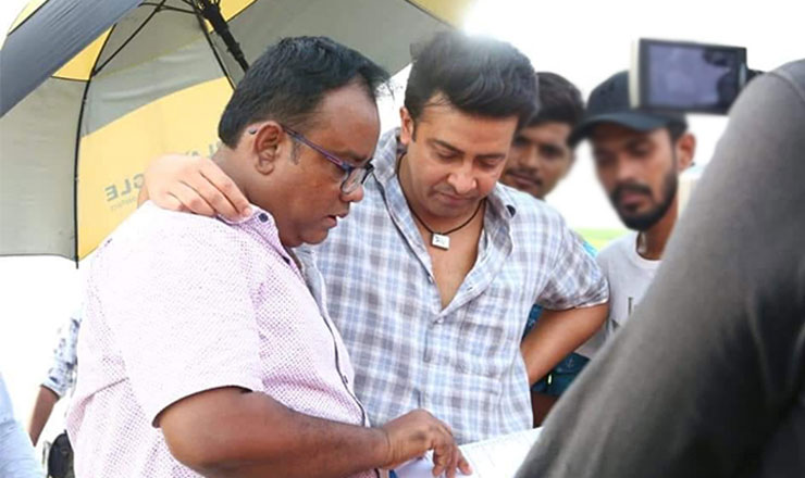 শাকিব খানের 'মায়া'র পরিচালক হচ্ছেন অলিক