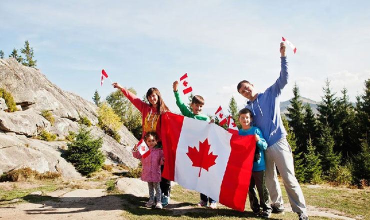 কানাডায় স্থায়ী হওয়ার ‍সুযোগ, মিলবে চাকরি