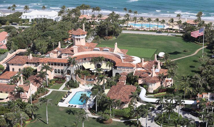 ট্রাম্পের ফ্লোরিডার বাড়িতে এফবিআইয়ের অভিযান