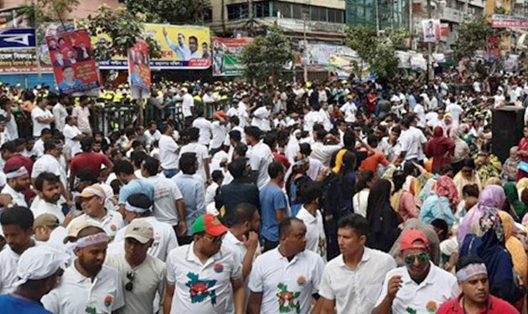 বিএনপির সমাবেশে মারামারি, নিপুণের ওপর চড়াও নেতাকর্মীরা