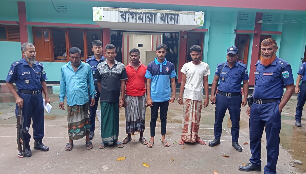 বাগমারায় শিশু অপহরণকারী সহ গ্রেপ্তার ৫