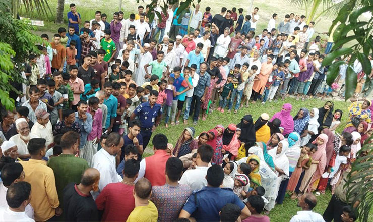 ডেঙ্গু প্রতিরোধে আনোয়ারায় ৩ হাজার মশারী বিতরণ