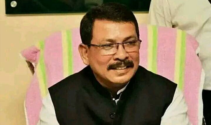 যশোর জেলা পরিষদ নির্বাচনে চেয়ারম্যান পদে আবারও নৌকা পেলেন পিকুল