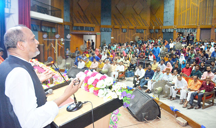 রাবিতে বাগমারা উপজেলা শিক্ষা উন্নয়ন সমিতির নবীনবরণ, বিদায় ও বৃত্তি প্রদান অনুষ্ঠিত