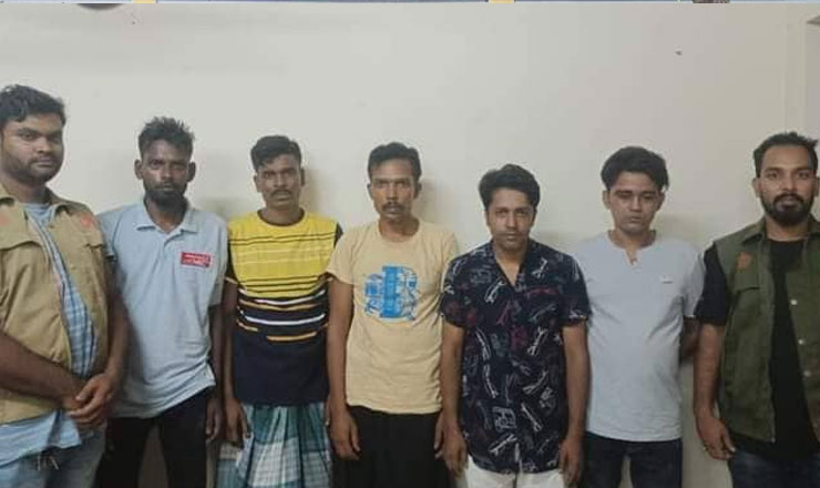মানিকগঞ্জে হেরোইনসহ ৫ মাদক কারবারী আটক
