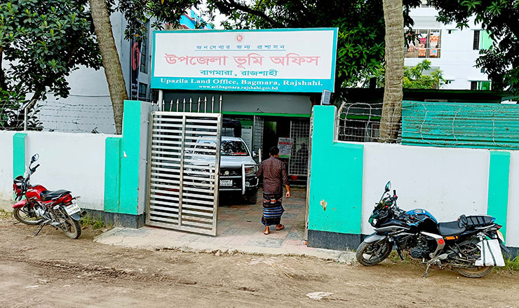 গতি ফিরেছে ভূমি অফিসের সেবায়, এ বছরেই ঘোষণা হবে ভূমিহীন উপজেলায়