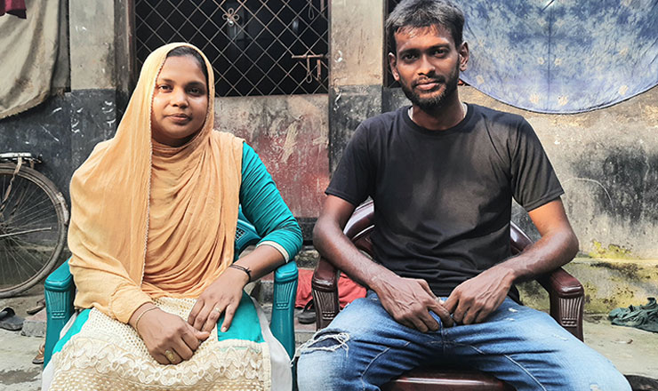 প্রেমের টানে জয়পুরহাটে শ্রীলঙ্কান যুবক, অতঃপরins class=