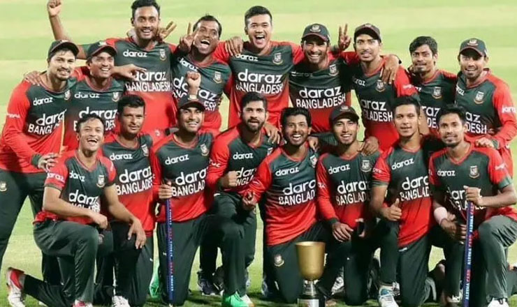 বাংলাদেশ দল মিলেও এই ক্রিকেটারের সমান ছক্কা মারতে পারেনি