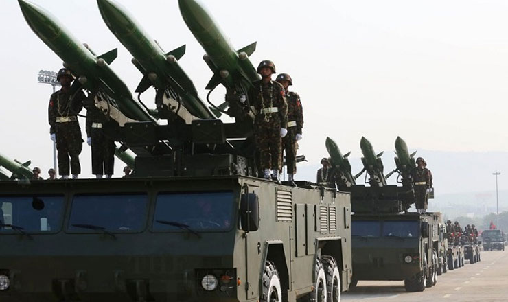 পাকিস্তানকে মিয়ানমারে অস্ত্র সরবরাহ করতে চাপ দিচ্ছে চীন