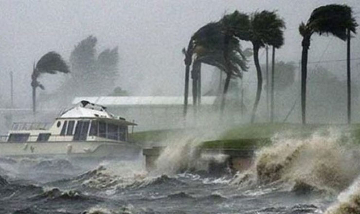 সুপার সাইক্লোনের পূর্বাভাস, লন্ডভন্ড হতে পারে বাংলাদেশের স্থলভাগ