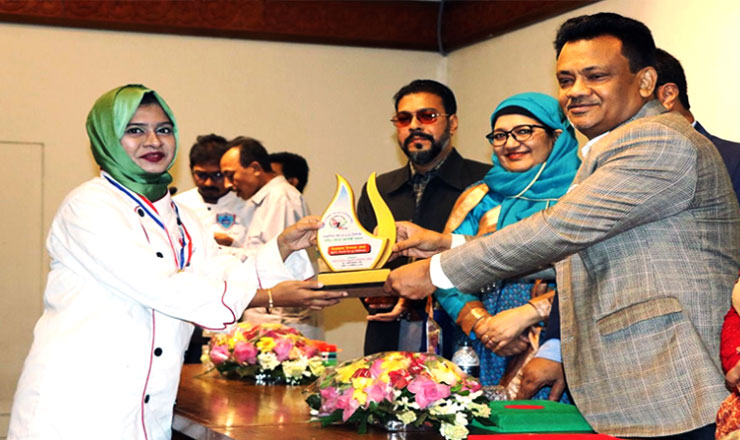 আবারও বিটিইএ বর্ষসেরা রন্ধন শিল্পী সম্মাননা পেলেন মেধা