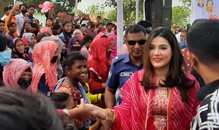 রাজশাহী থেকে নির্বাচন করতে চান মাহিয়া মাহি