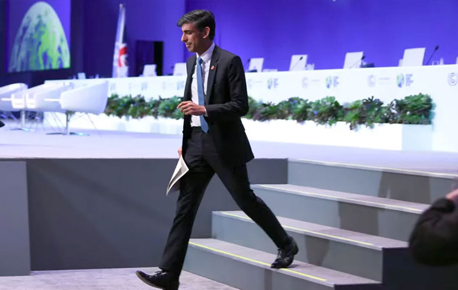 জলবায়ু পরিবর্তন সম্মেলনের মঞ্চ ছেড়ে আচমকাই চলে যান ব্রিটিশ প্রধানমন্ত্রী ঋষি সুনাক