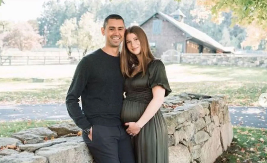 মা হচ্ছেন বিল গেটস কন্যা