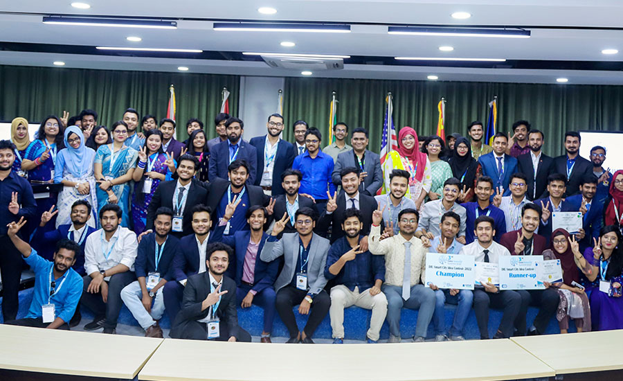 ড্যাফোডিল বিশ্ববিদ্যালয়ে তৃতীয় ডেটা সায়েন্স সামিট ২০২২ অনুষ্ঠিত 