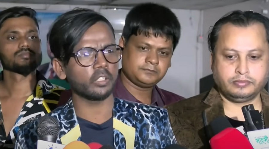 হিরো আলমকে দেখে জাপার মনোনয়ন ফরম বিতরণ বন্ধ