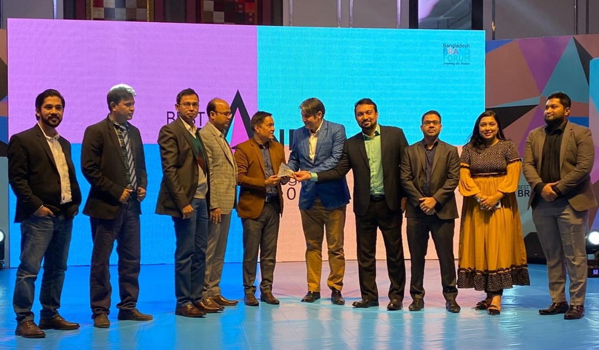 টানা পঞ্চমবার 'বেস্ট ব্র্যান্ড অ্যাওয়ার্ড' স্বীকৃতি পেলো বসুন্ধরা টিস্যু