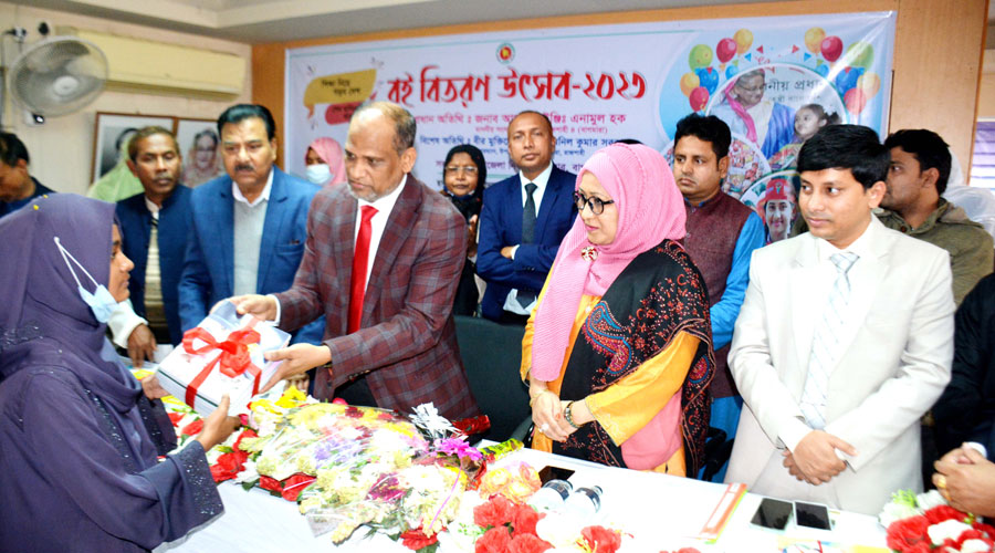 বিনামূল্যে বই বিতরণের ফলে বেড়েছে শিক্ষার হার: এমপি এনামুল হক