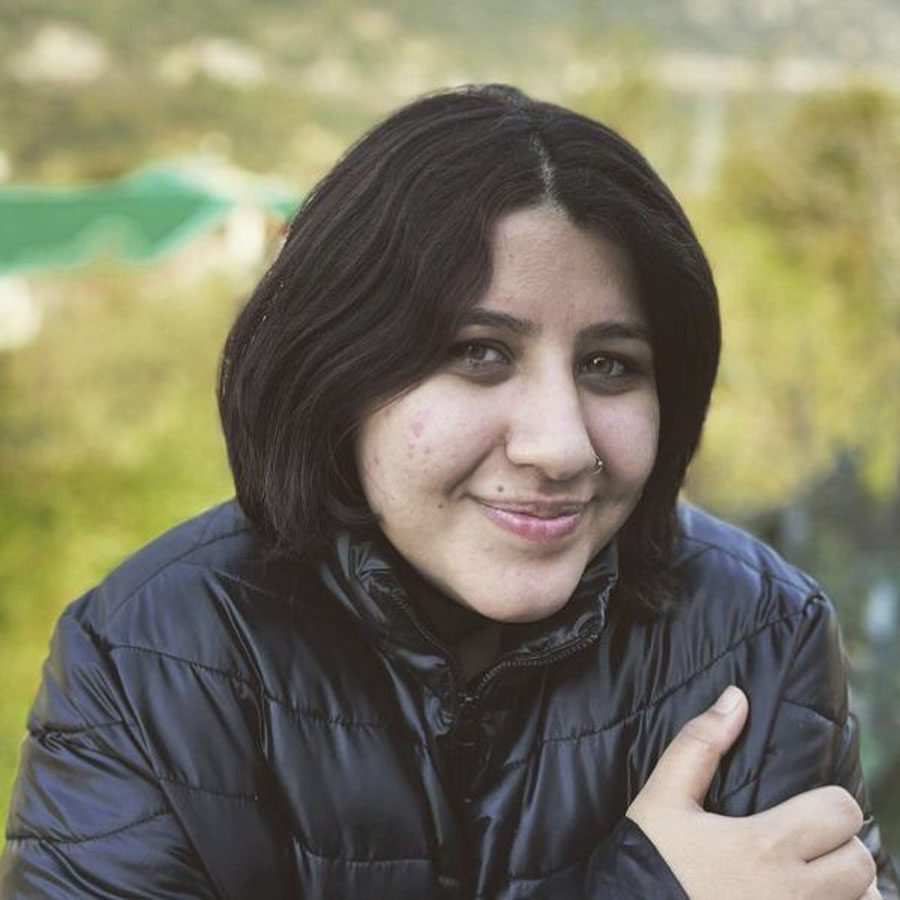 কাজ করেছেন শাহরুখ, সইফদের সঙ্গে, এখন কী করেন সেই ছোট্ট মেয়েটি