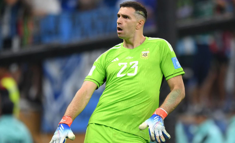 বদলে যাচ্ছে পেনাল্টির নিয়ম