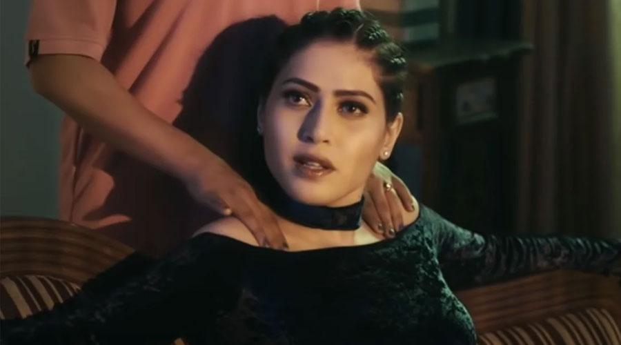 সবচেয়ে বোল্ড ওয়েব সিরিজ এটি, ভুলেও কারও সামনে দেখবেন না