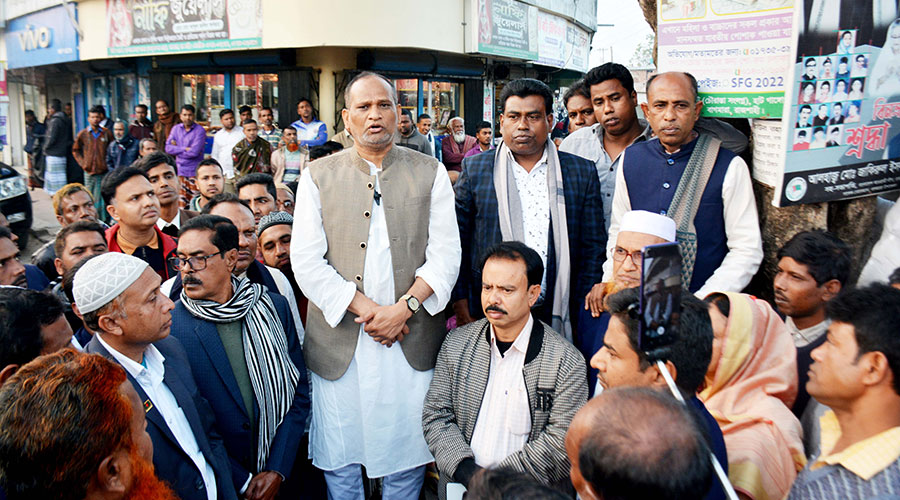 সরকার উৎখাতের আন্দোলন করে লাভ নেই লোকজনের কাছে গিয়ে ভোট চান: এমপি এনামুল হক