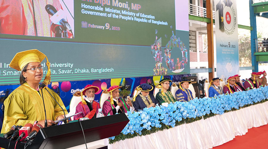 ড্যাফোডিল ইন্টারন্যাশনাল ইউনিভার্সিটির ১০ম সমাবর্তন অনুষ্ঠিত